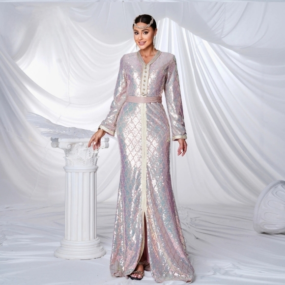 Pink V-Neck Bishop Sleeve Wedding Gown - Picture 7 of 13